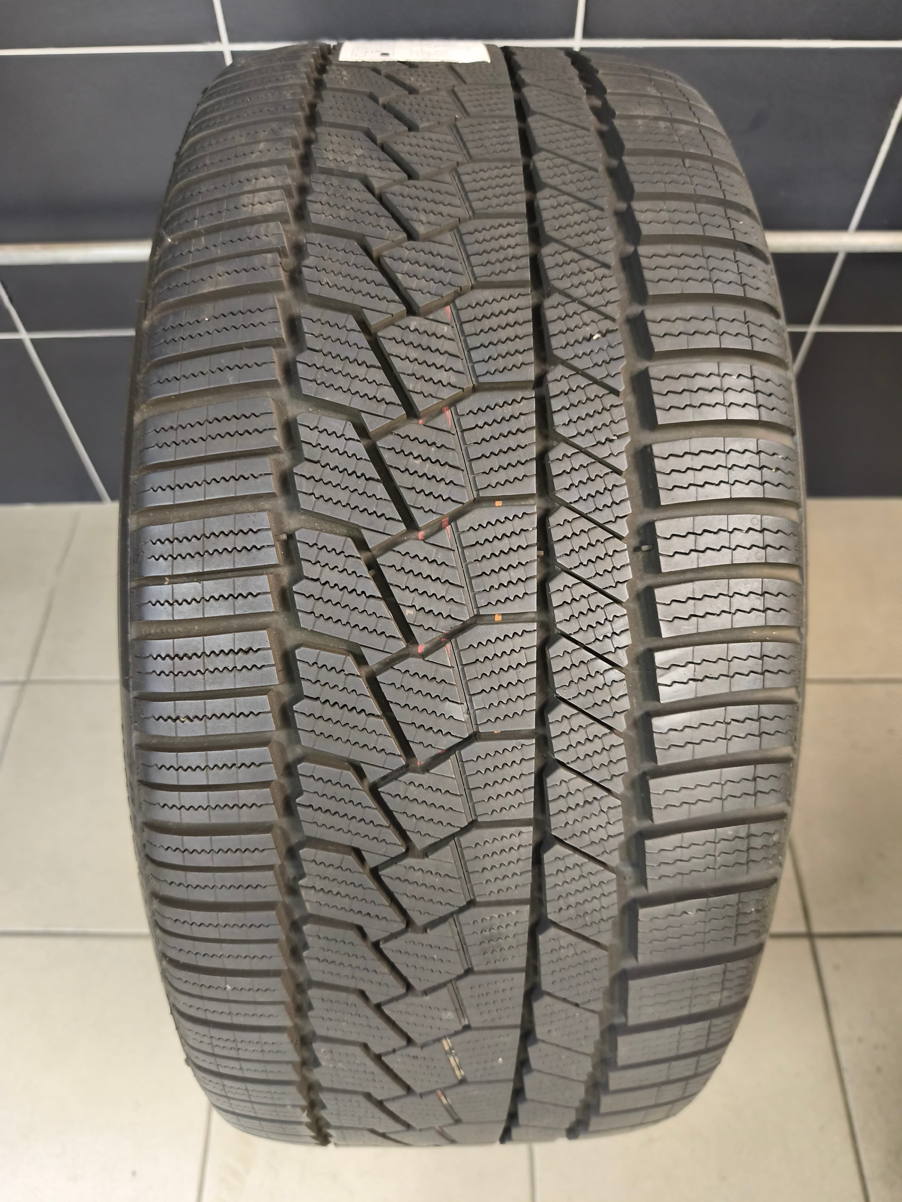 Continental 285/30 R22