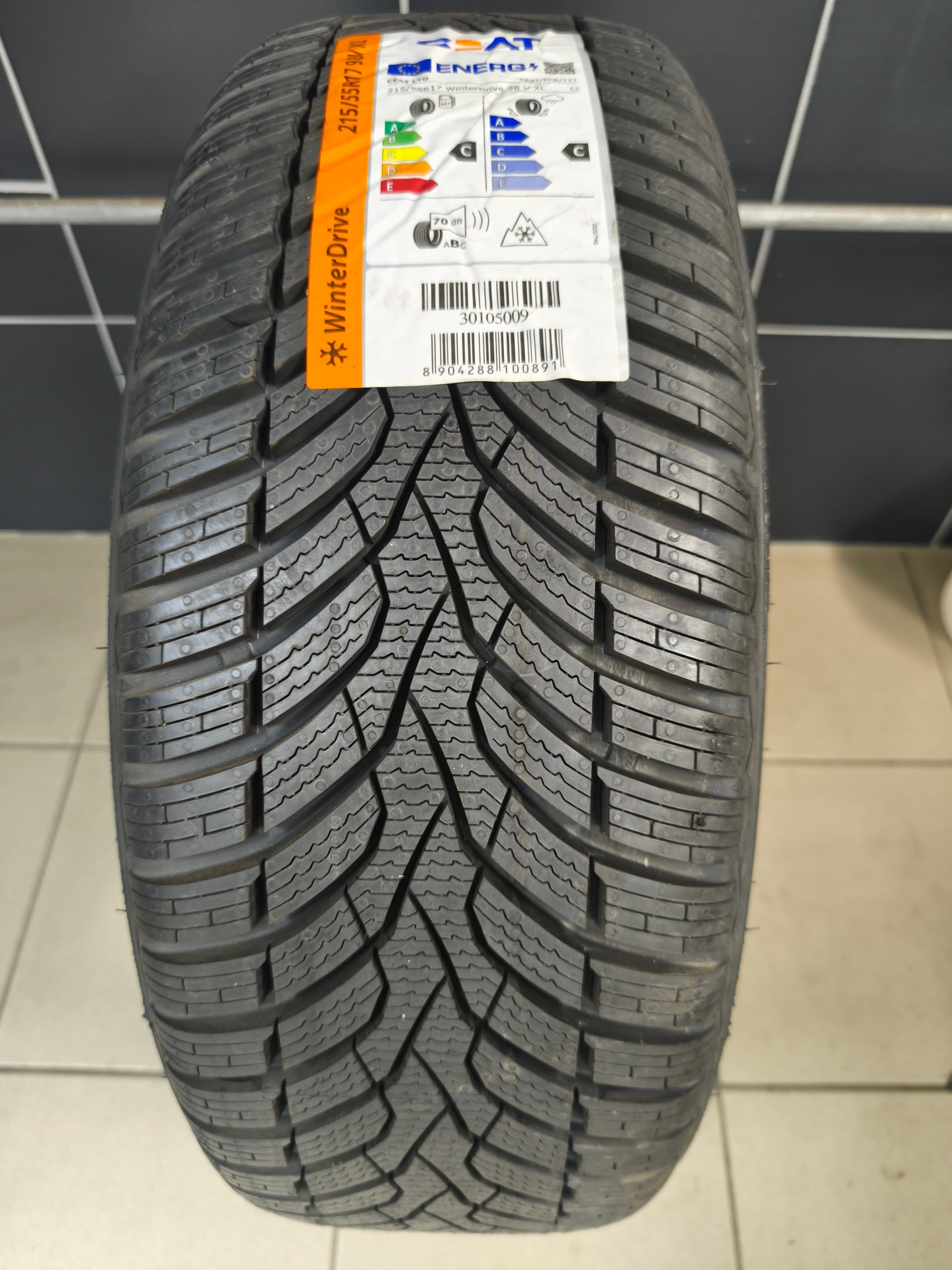 Ceat 215/55 R17