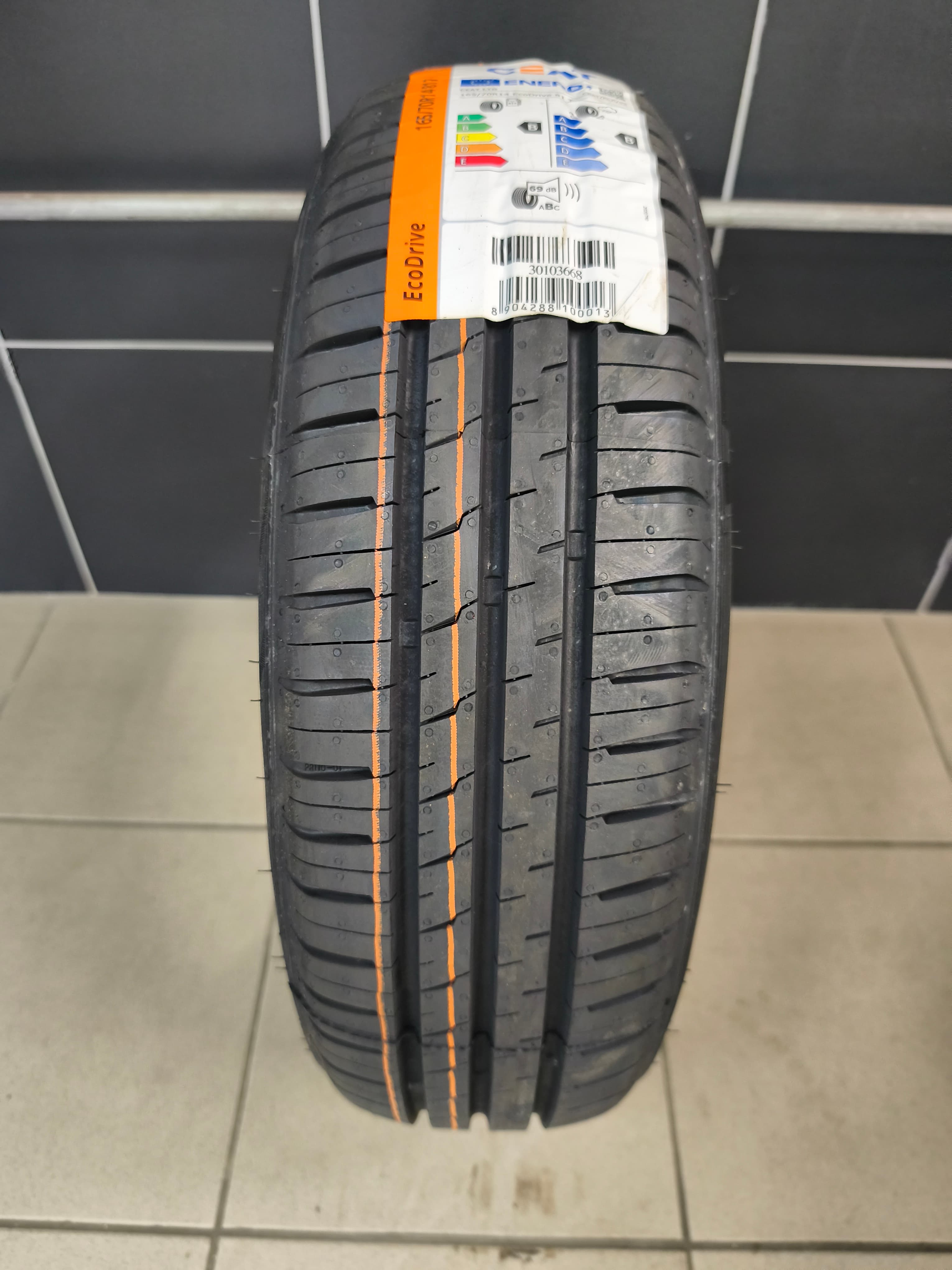 Ceat 165/70 R14