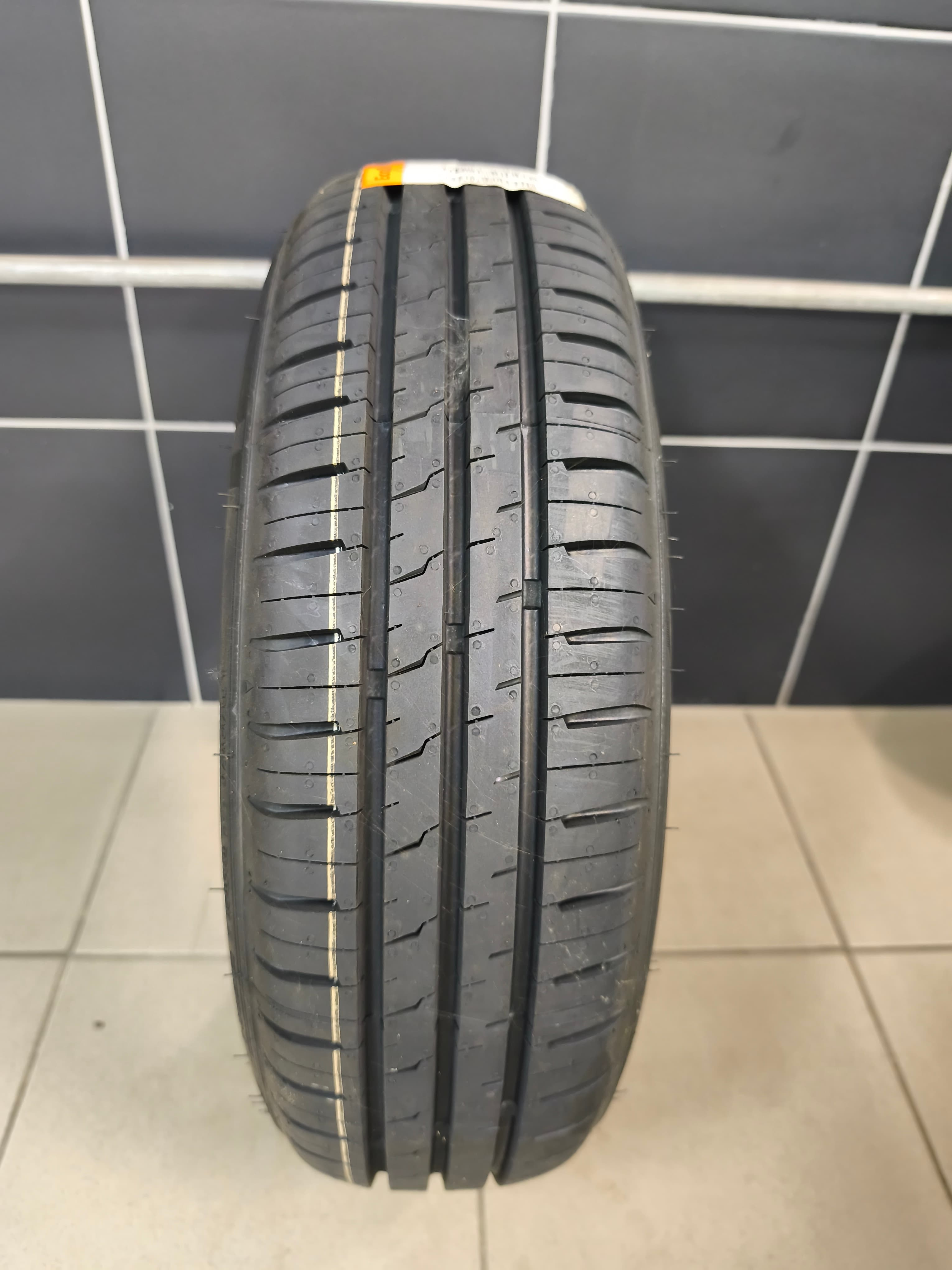 Ceat 165/65 R14