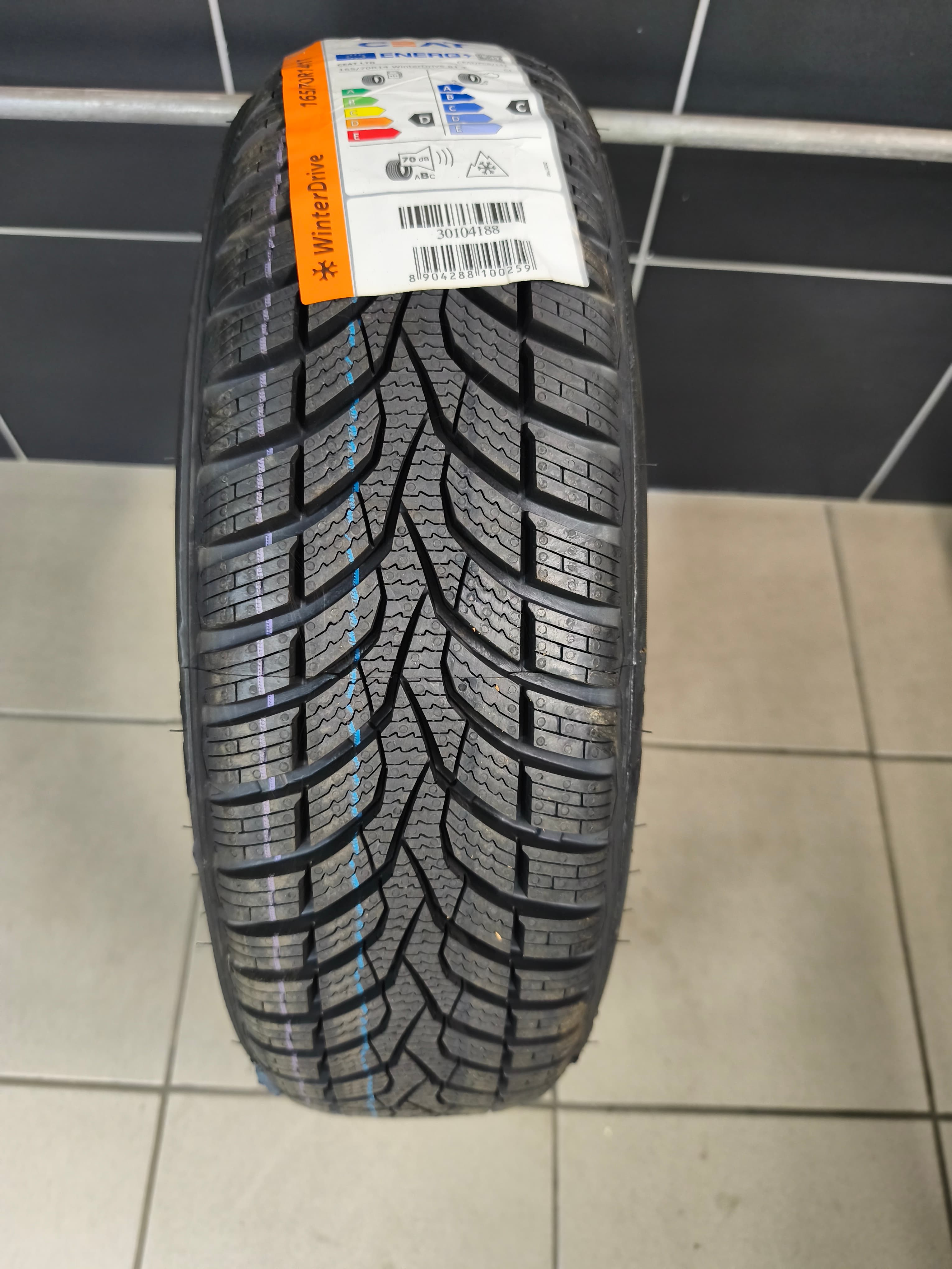 Ceat 165/70 R14