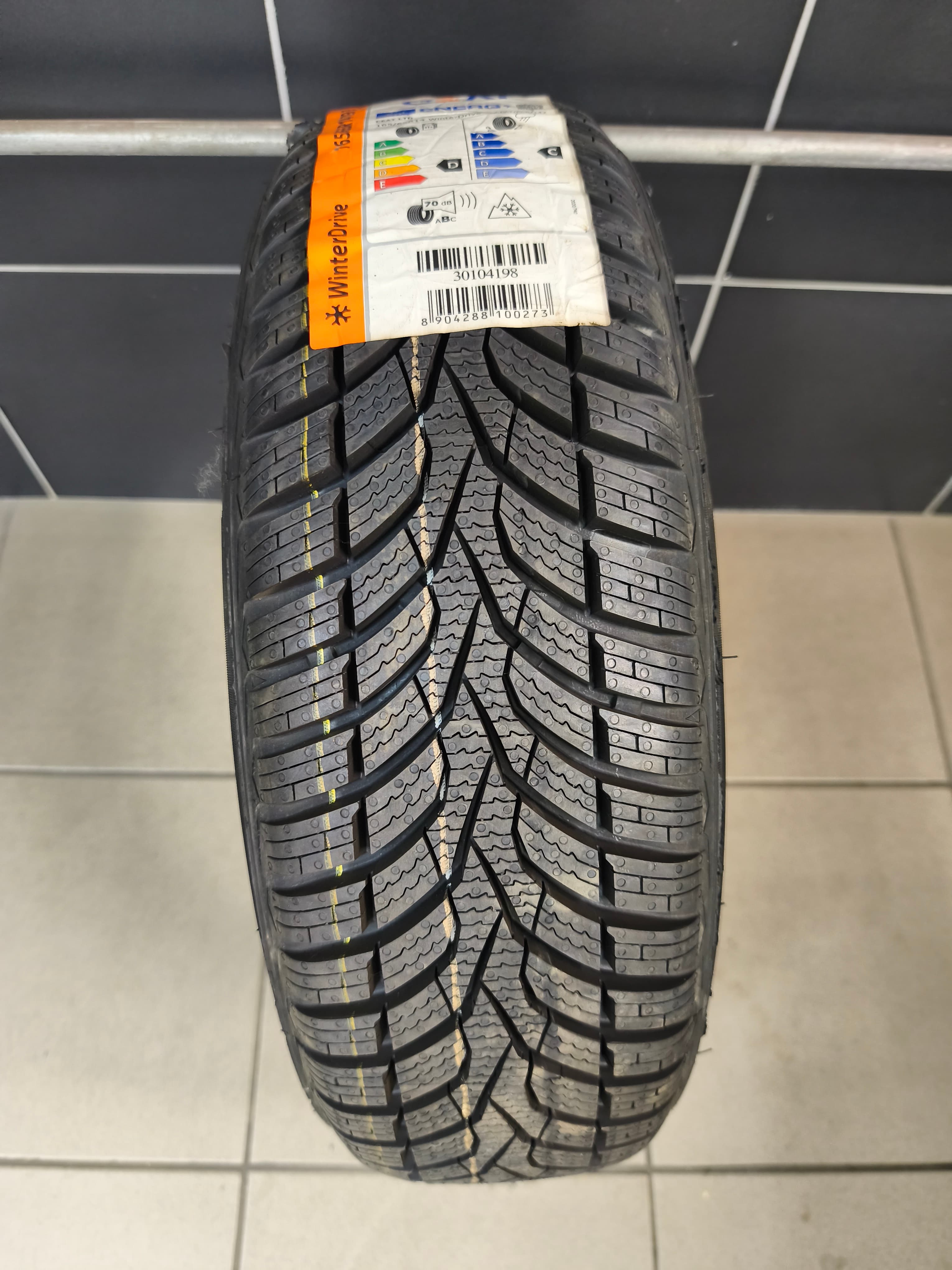 Ceat 165/65 R14