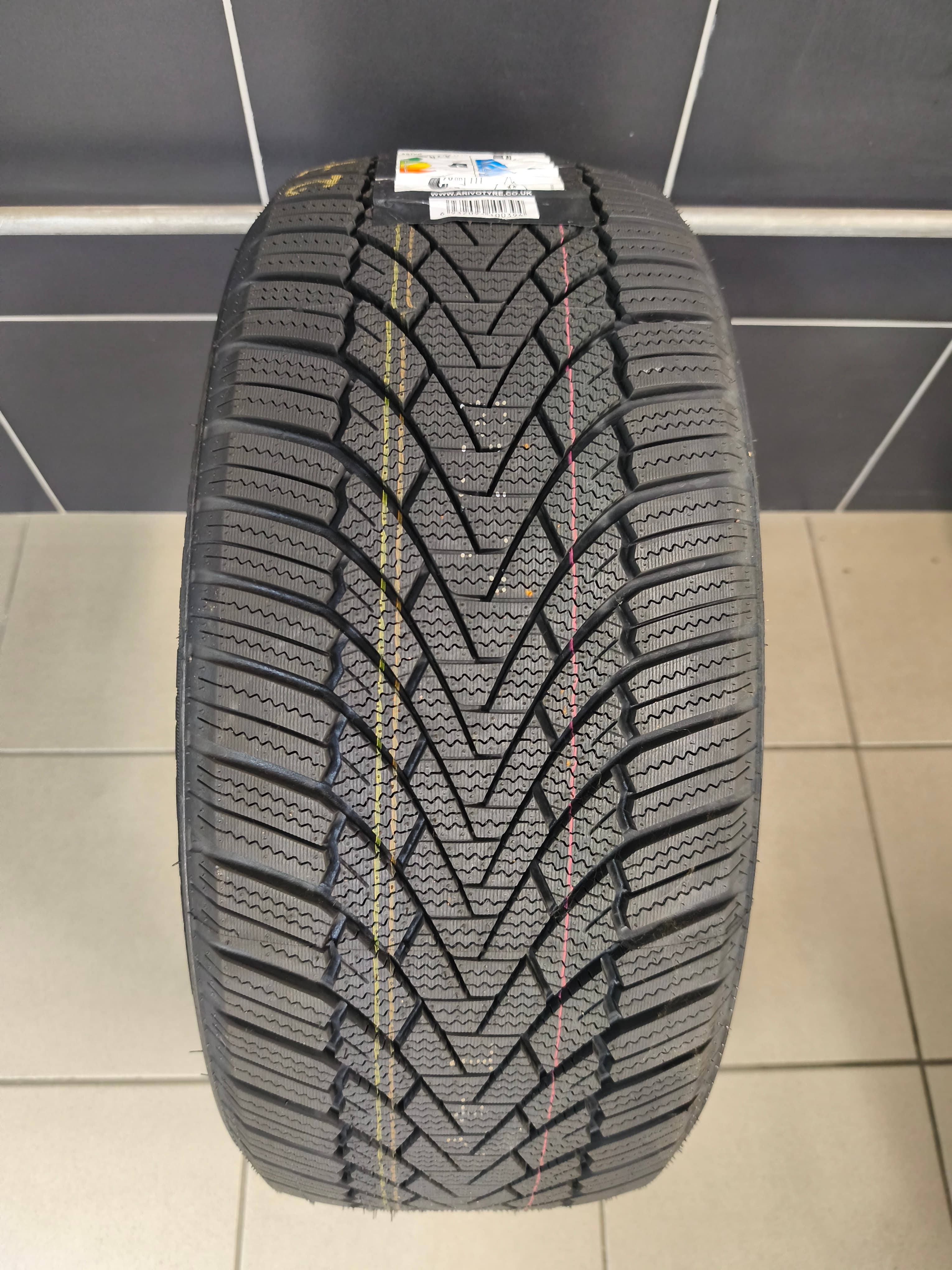 Arivo 225/45 R17