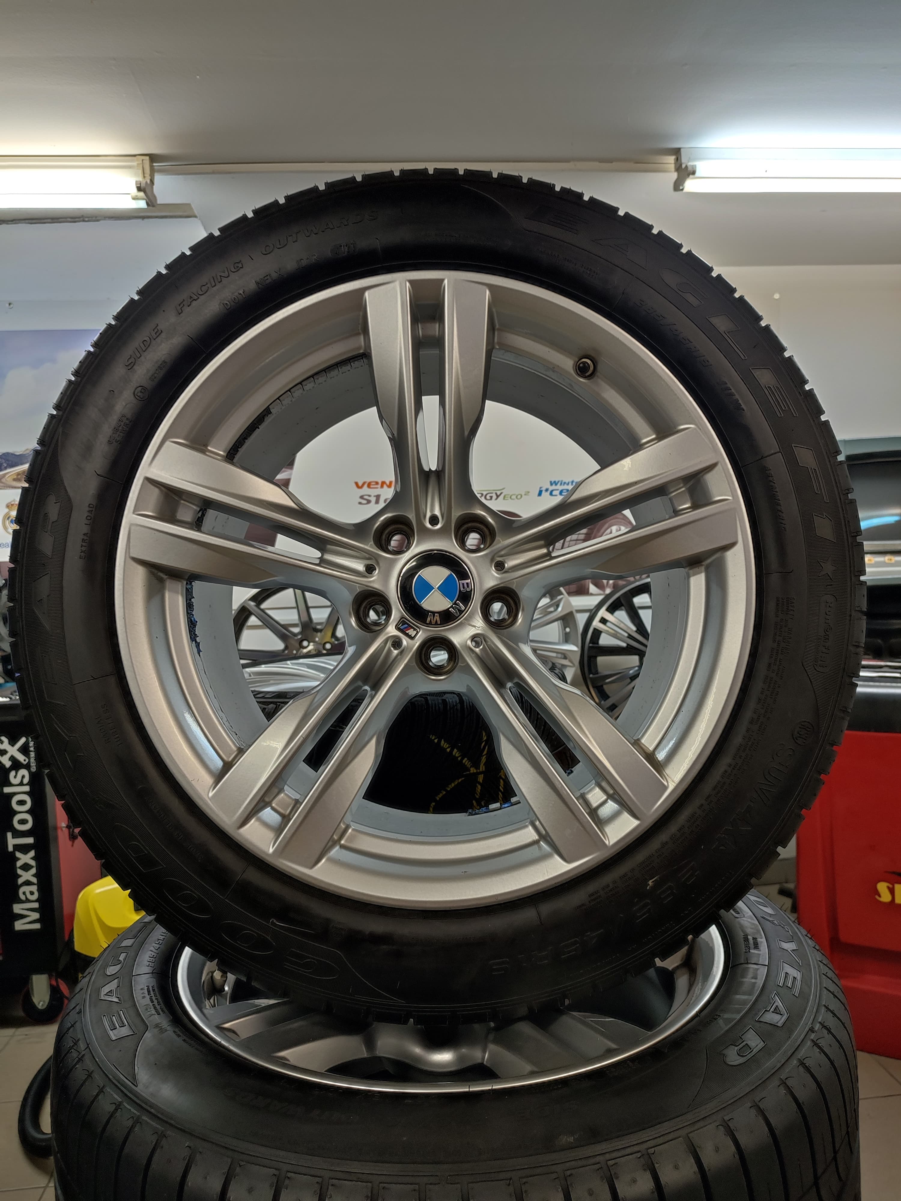 BMW X5-X6 gyári R19