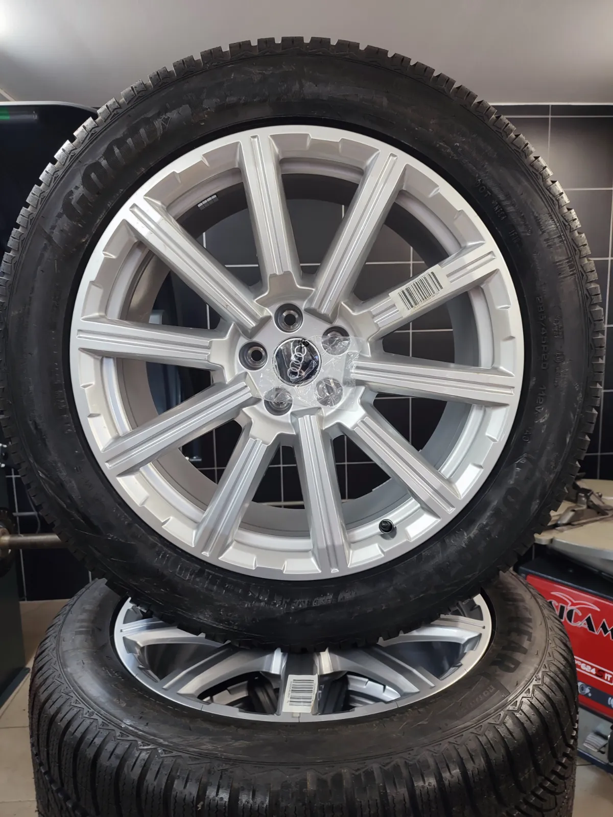 Audi Q7 gyári R20